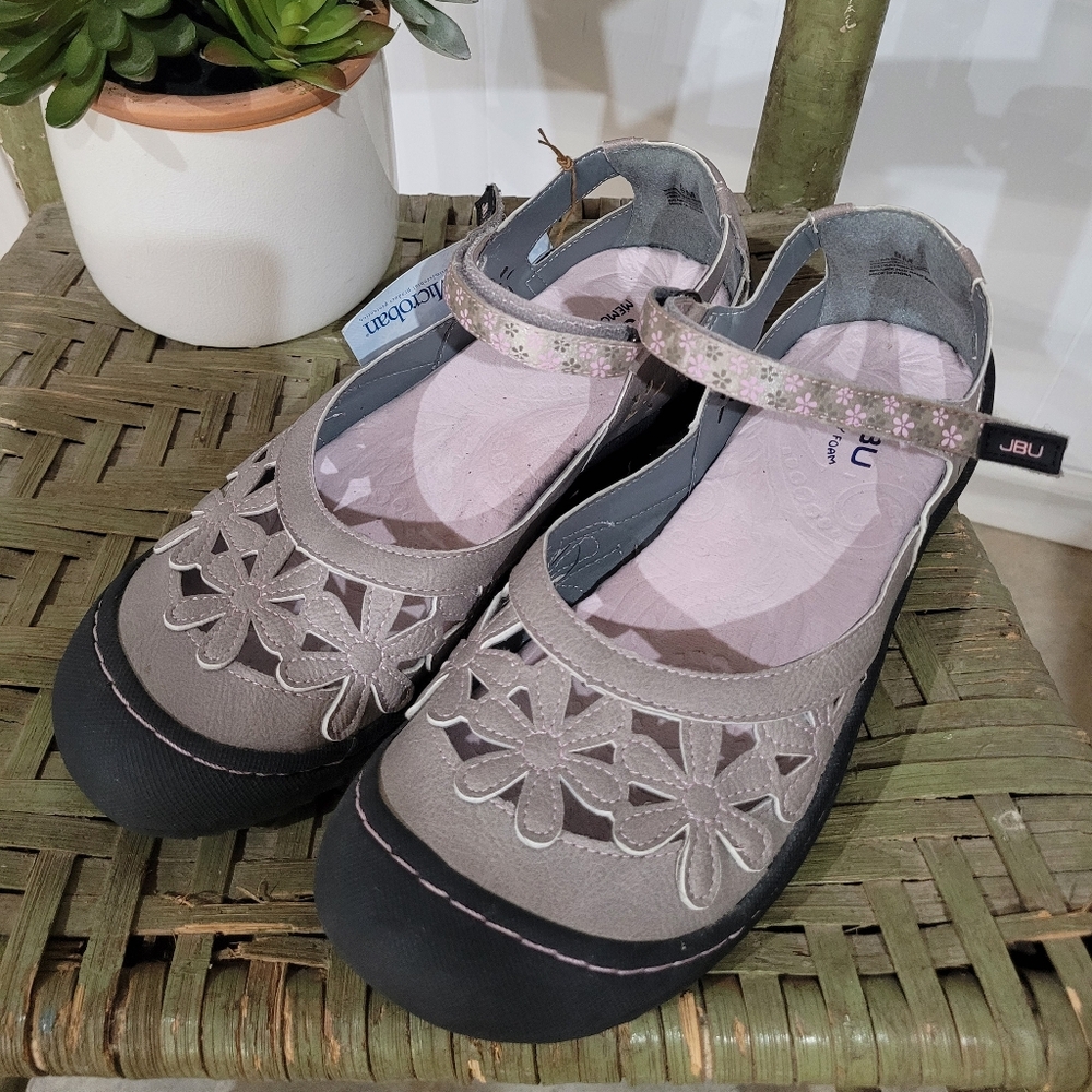 JBU Womens Gray Floral Patterned Mary Jane Comfort Shoes Size 9 New With Tags